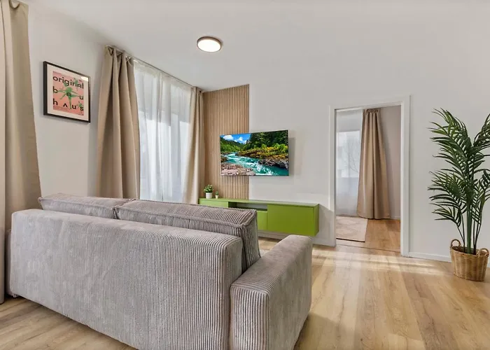 2 Bedroom Steps To Nivy Station * Bratislava